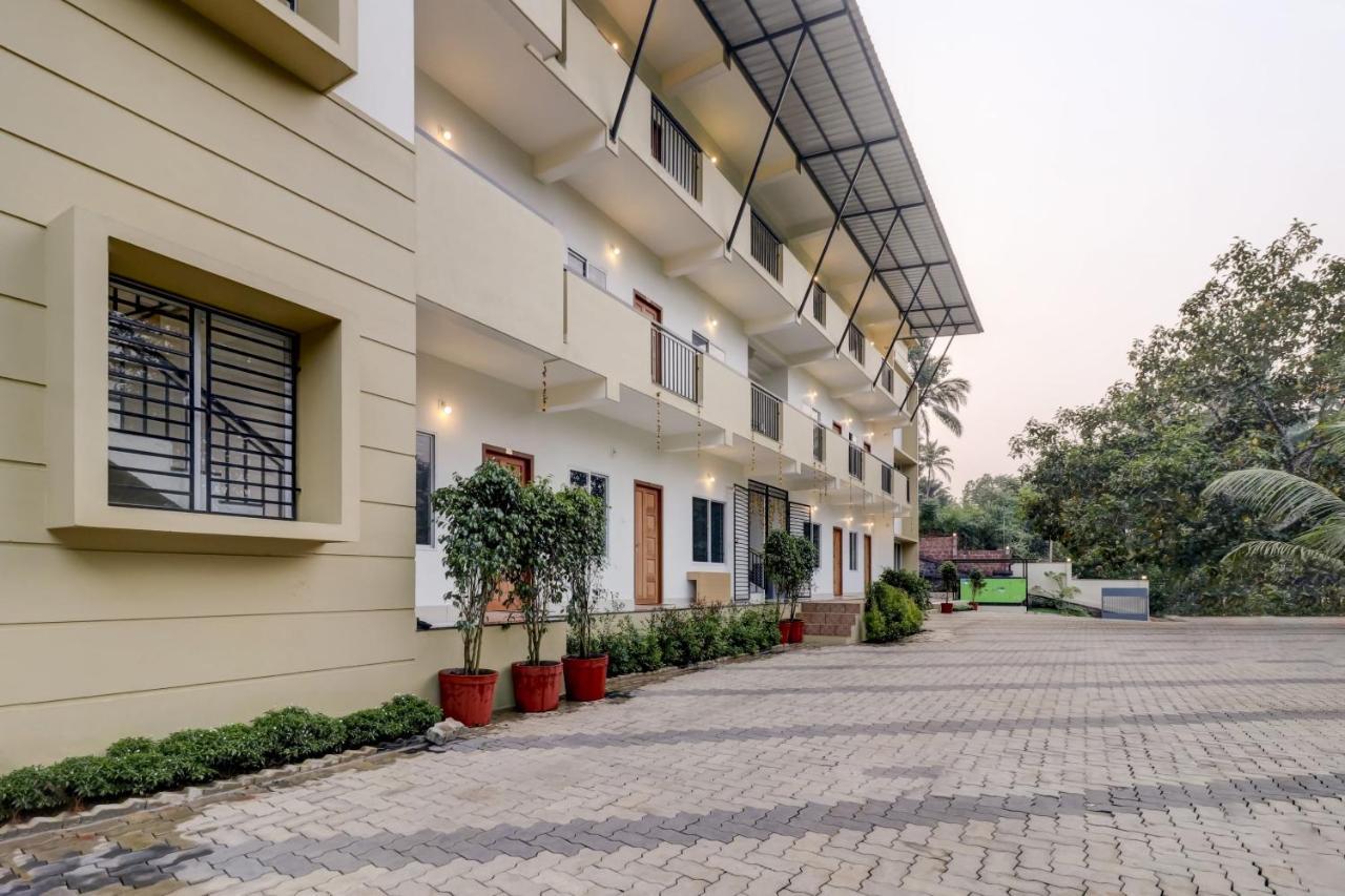 Oyo Home 78041 Luxurious Stay Sastha Homes Kozhikode Exterior foto