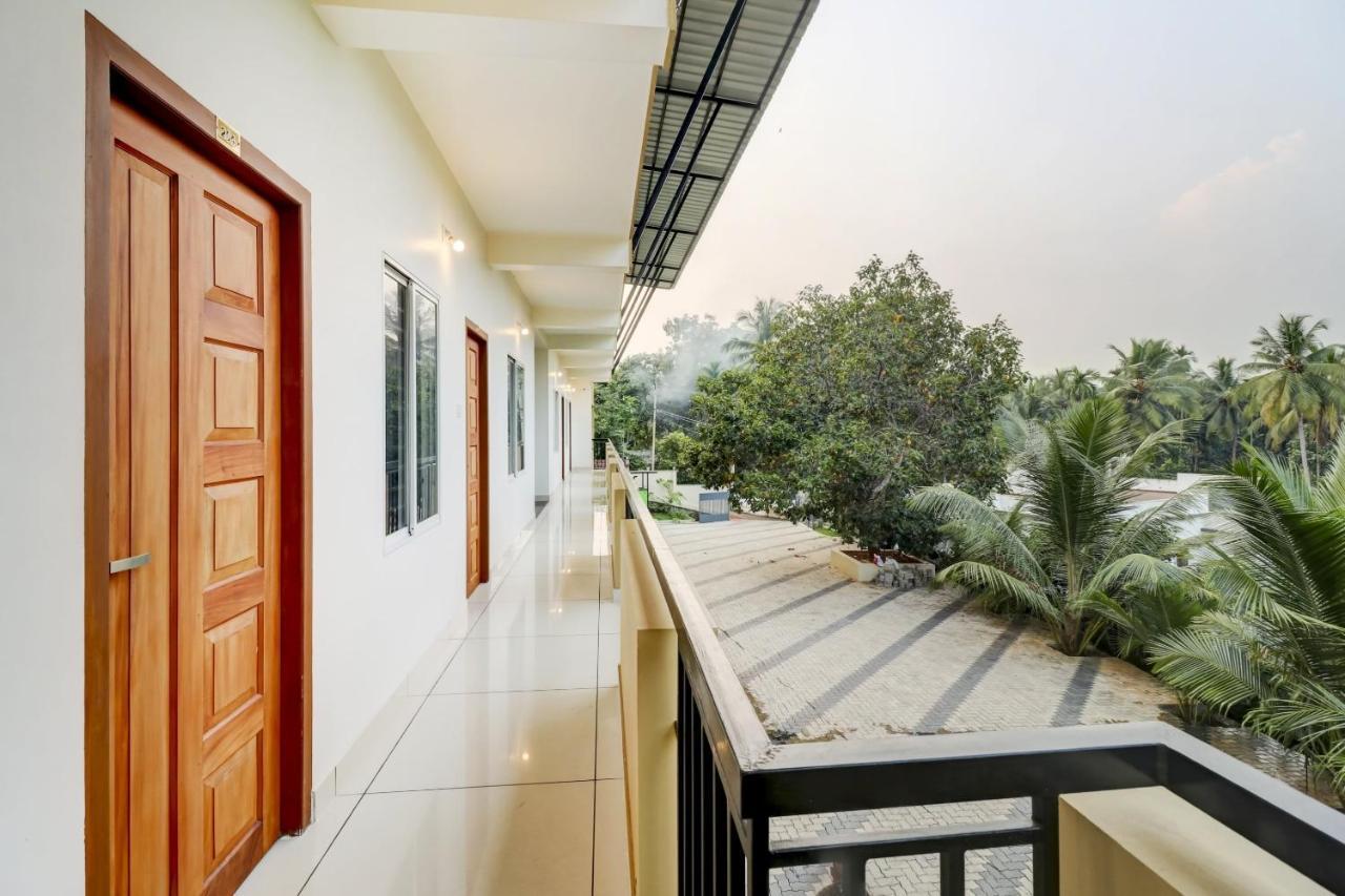Oyo Home 78041 Luxurious Stay Sastha Homes Kozhikode Exterior foto